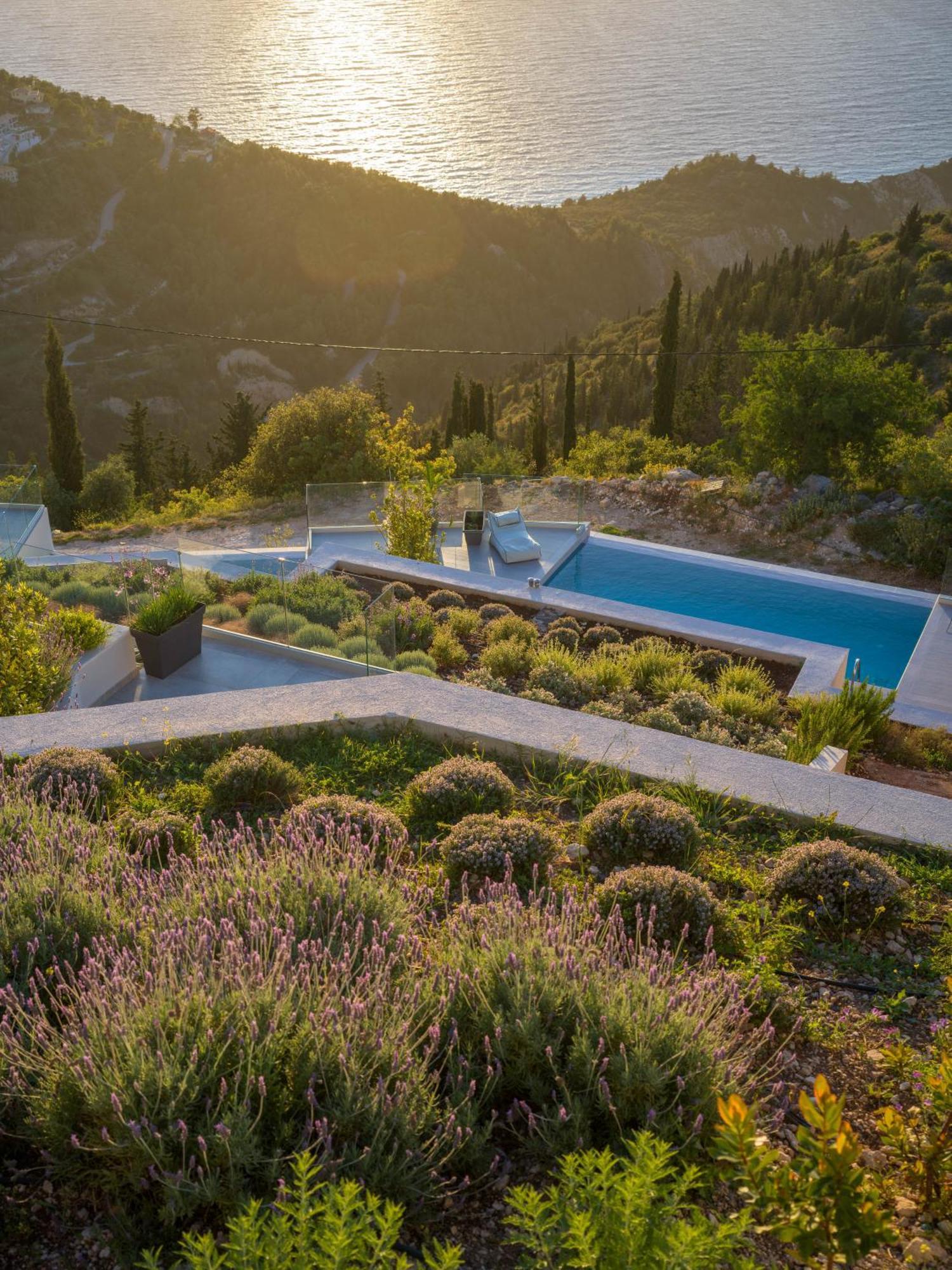 Anadeo Villas & Suites Exanthia Eksteriør bilde